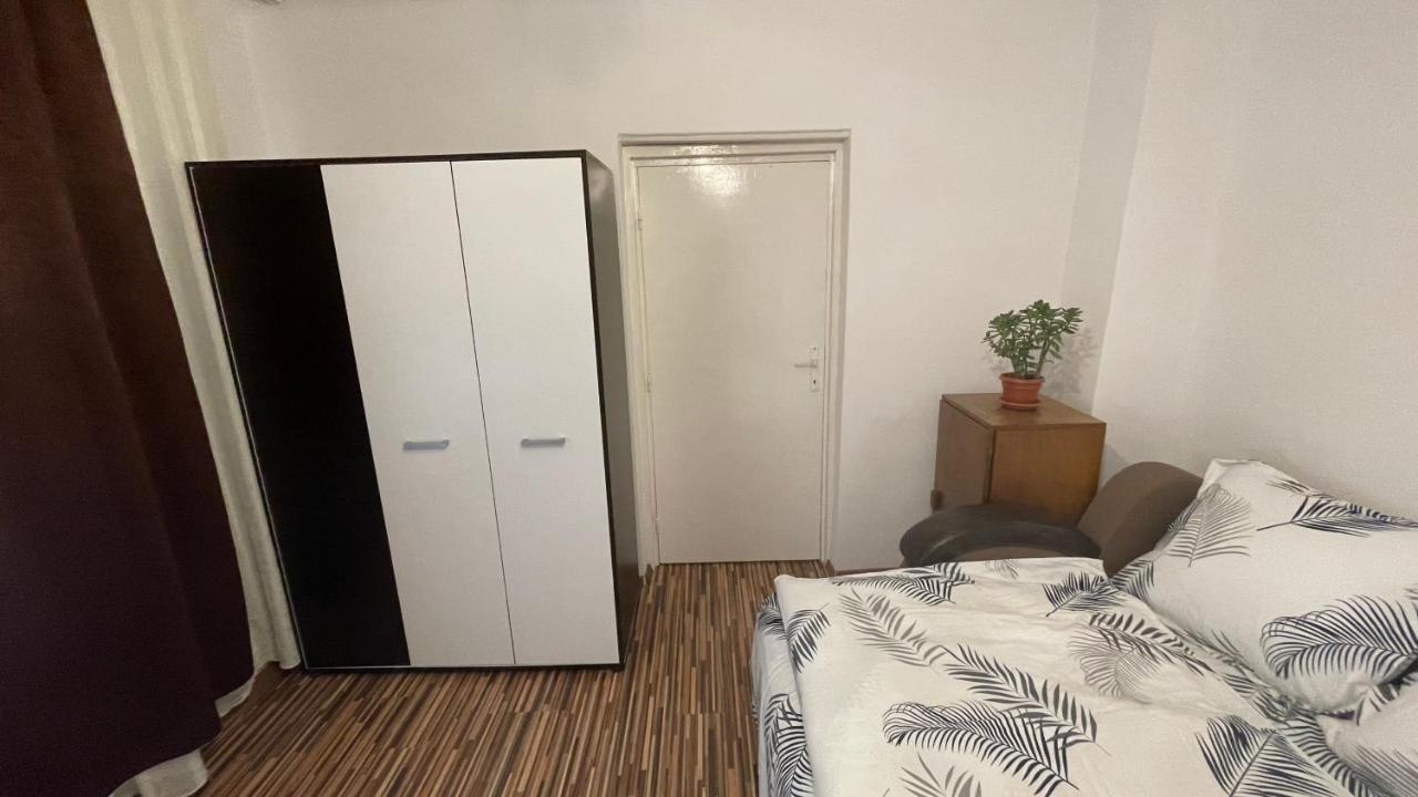 Apartament In Centrul Brasovului Buitenkant foto